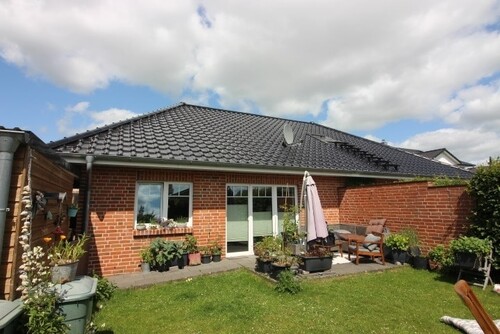 Moderne, ebenerdige und energieeffiziente Doppelhaushälfte