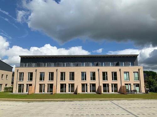 Modernes Reihenendhaus in zentraler Lage in Jübek