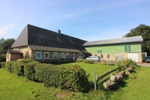 Resthof (in Vermietung) mit diversen Nebengebäuden und kleiner Hauskoppel
